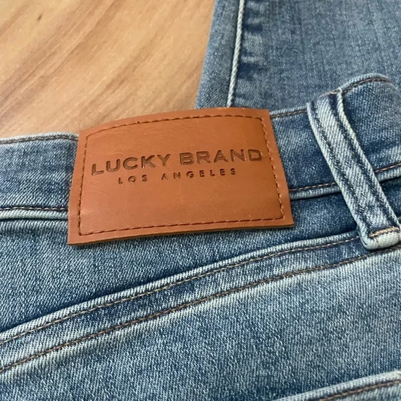 Lucky Brand Bridgette High Rise Crop Sz 12 - Picture 3 of 8